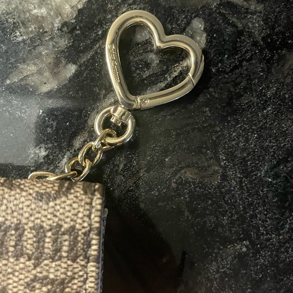 Juicy Couture Status Taupe Brown My Heart Will Go On Trifold Wallet - Picture 3 of 4